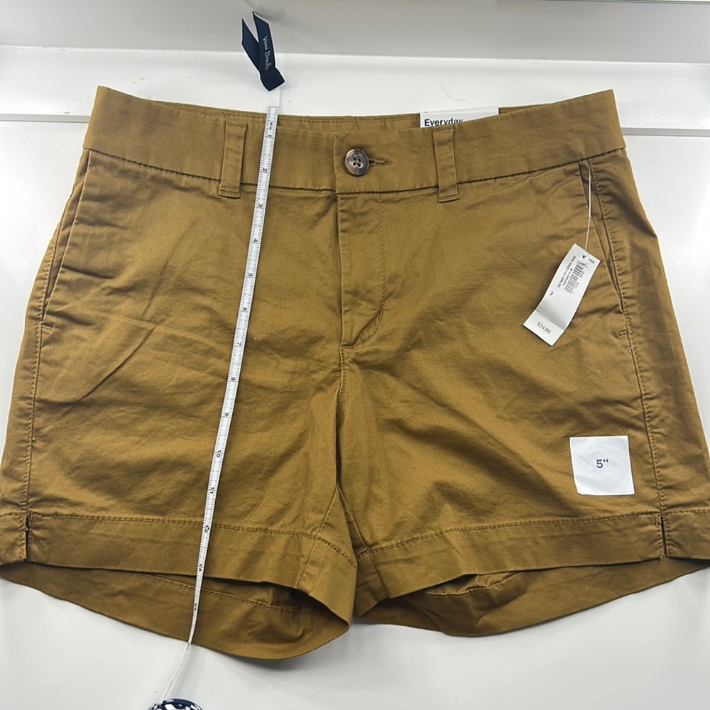 Old Navy Everyday Short Size 2 Tan/Khaki